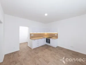 Pronájem bytu 2+kk, Přerov - Přerov I-Město, Husova, 37 m2