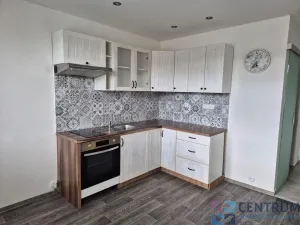 Pronájem bytu 1+1, Jablonec nad Nisou, Sadová, 36 m2