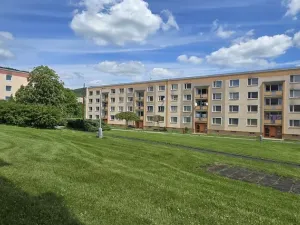 Prodej bytu 3+1, Ústí nad Labem - Neštěmice, Dubová, 81 m2
