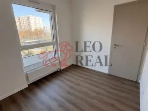 Pronájem bytu 2+kk, Praha - Černý Most, Arnošta Valenty, 41 m2