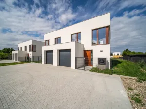 Pronájem rodinného domu, Ohrobec, Na širokém I, 171 m2
