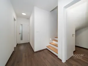 Pronájem rodinného domu, Ohrobec, Na širokém I, 171 m2