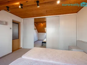 Prodej vícegeneračního domu, Kraslice, Pod nádražím, 259 m2