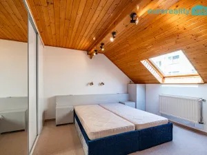 Prodej vícegeneračního domu, Kraslice, Pod nádražím, 259 m2