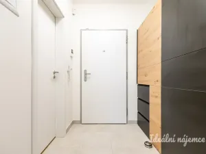 Pronájem bytu 1+kk, Praha - Vysočany, Gerstelova, 37 m2