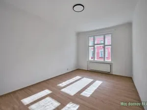Pronájem bytu 2+kk, Praha - Libeň, Braunerova, 51 m2