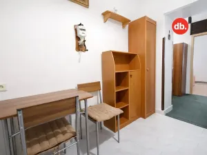 Pronájem bytu 2+1, Karlovy Vary, Krále Jiřího, 58 m2