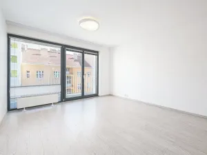 Pronájem bytu 3+kk, Praha, Sokolovská, 88 m2