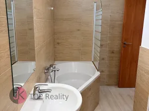 Pronájem rodinného domu, Praha - Uhříněves, Vlárská, 100 m2