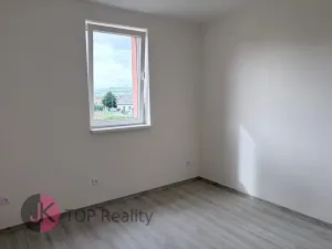 Pronájem rodinného domu, Praha - Uhříněves, Vlárská, 100 m2