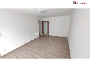 Pronájem bytu 2+1, Praha - Kobylisy, Chabařovická, 67 m2