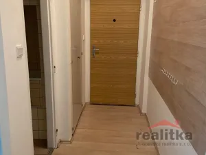 Pronájem bytu 1+1, Opava - Předměstí, Kylešovská, 32 m2
