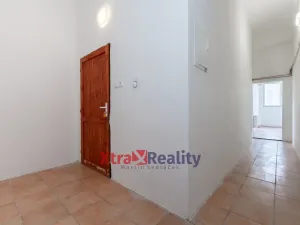 Prodej bytu 1+1, Teplice, Školní, 70 m2