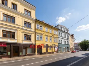 Prodej bytu 1+1, Teplice, Školní, 70 m2