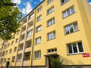 Prodej bytu 2+1, Ostrov, Masarykova, 59 m2