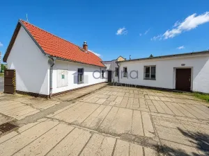 Pronájem obchodního prostoru, Praha, Semanského, 140 m2