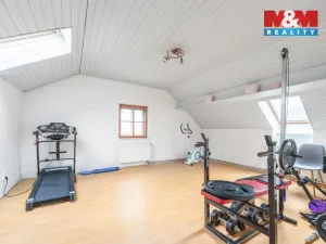 Prodej garáže, Vsetín, Nepřejov, 240 m2