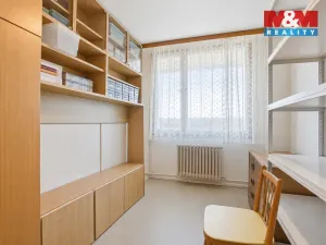 Prodej bytu 2+1, Kralupy nad Vltavou - Lobeček, Krakovská, 40 m2