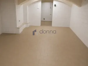 Pronájem skladu, Praha, náměstí Protifašistických bojovníků, 220 m2