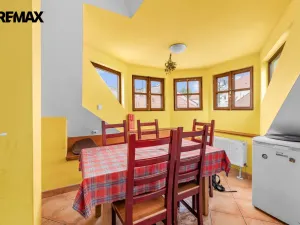 Prodej atypického bytu, Volyně, náměstí Svobody, 126 m2