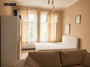 Pronájem bytu 3+1, Karlovy Vary, T. G. Masaryka, 74 m2