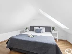Prodej bytu 3+kk, Praha - Ďáblice, K náměstí, 72 m2