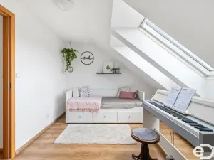 Prodej bytu 3+kk, Praha - Ďáblice, K náměstí, 72 m2