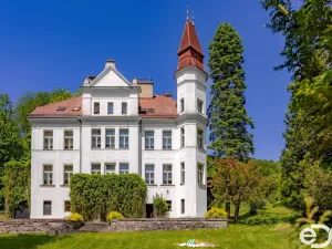 Prodej vily, Cvikov - Trávník, 680 m2