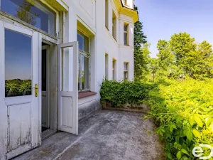 Prodej vily, Cvikov - Trávník, 680 m2