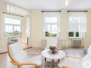 Prodej vily, Cvikov - Trávník, 680 m2