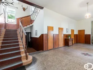 Prodej vily, Cvikov - Trávník, 680 m2