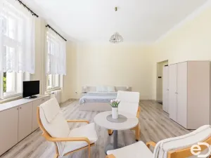 Prodej vily, Cvikov - Trávník, 680 m2