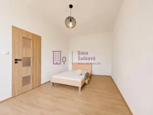 Prodej bytu 1+1, Jindřichův Hradec - Jindřichův Hradec II, Schwaigrova, 37 m2