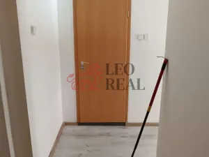 Pronájem bytu 1+kk, Děčín - Děčín IV-Podmokly, Bezručova, 19 m2