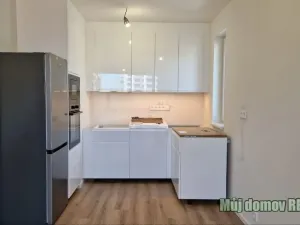 Pronájem bytu 2+kk, Praha - Hloubětín, 48 m2