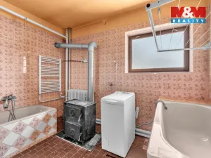 Prodej rodinného domu, Rovensko pod Troskami, Riegrova, 150 m2