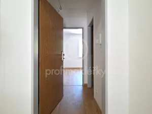 Prodej bytu 2+kk, Oslavany, Široká, 44 m2