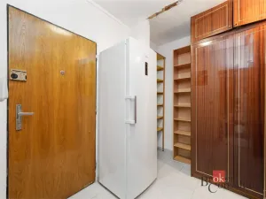 Prodej bytu 3+1, Praha - Hostivař, Trhanovské náměstí, 74 m2