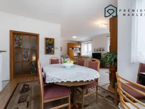 Prodej rodinného domu, Lubenec, Zahradní, 200 m2