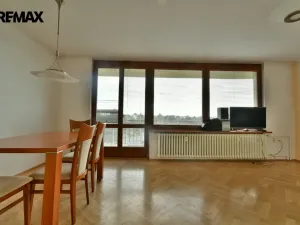 Pronájem bytu 3+kk, Hradec Králové - Nový Hradec Králové, Na Občinách, 74 m2