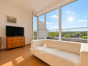 Pronájem bytu 1+kk, Praha - Uhříněves, Venušina, 32 m2
