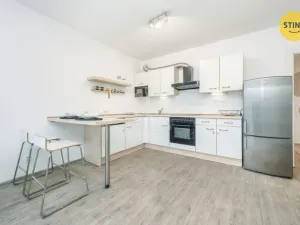 Prodej bytu 2+kk, Pardubice, Milheimova, 68 m2