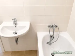 Pronájem bytu 1+kk, Praha - Letňany, Pavla Beneše, 45 m2
