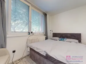 Prodej bytu 2+kk, Břeclav, Slovácká, 36 m2