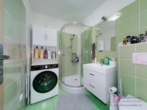 Prodej bytu 2+kk, Břeclav, Slovácká, 36 m2