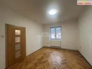 Prodej bytu 3+1, Čáslav - Čáslav-Nové Město, Jeníkovská, 72 m2