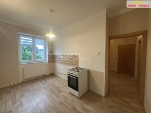 Prodej bytu 3+1, Čáslav - Čáslav-Nové Město, Jeníkovská, 72 m2