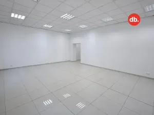Pronájem obchodního prostoru, Karlovy Vary, Dr. Davida Bechera, 55 m2
