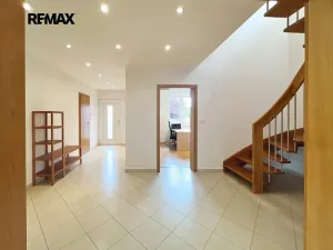 Prodej rodinného domu, Zdiby, U Louže, 275 m2