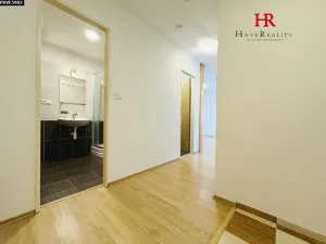 Pronájem bytu 2+kk, Benešov, Malé náměstí, 54 m2